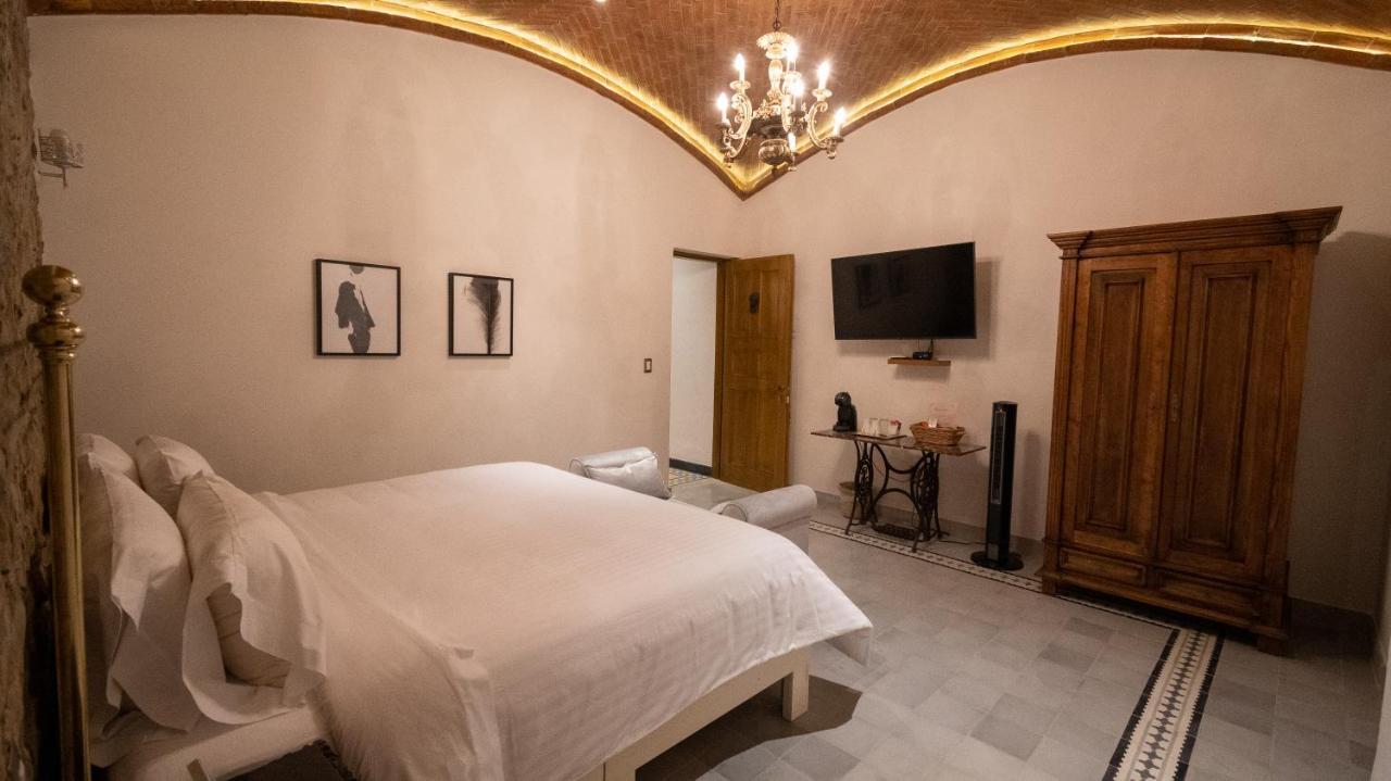 Villa Toscana ValQuirico Lofts&Suites Hotel Boutique Santeagueda Esterno foto