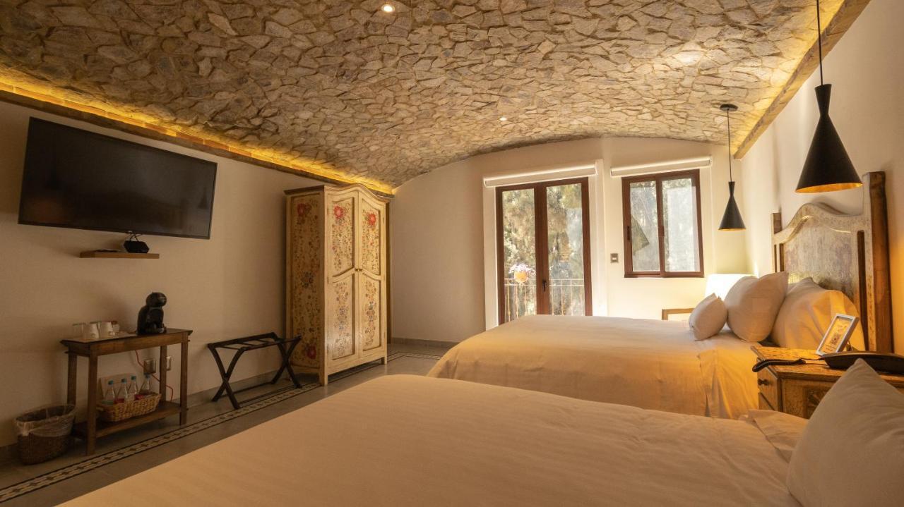 Villa Toscana ValQuirico Lofts&Suites Hotel Boutique Santeagueda Esterno foto